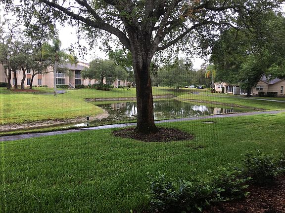 3rd image of 13122 Slash Pine Dr APT F1