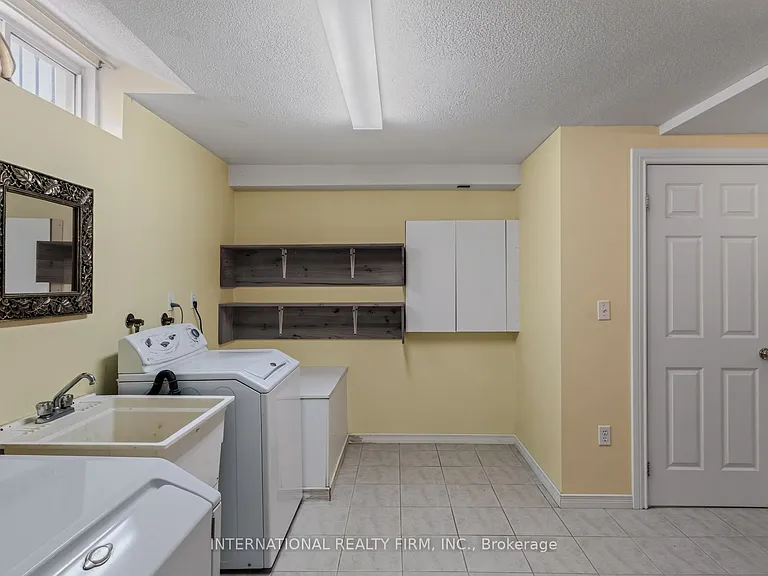 18 Sea Breeze Dr — Photo 38