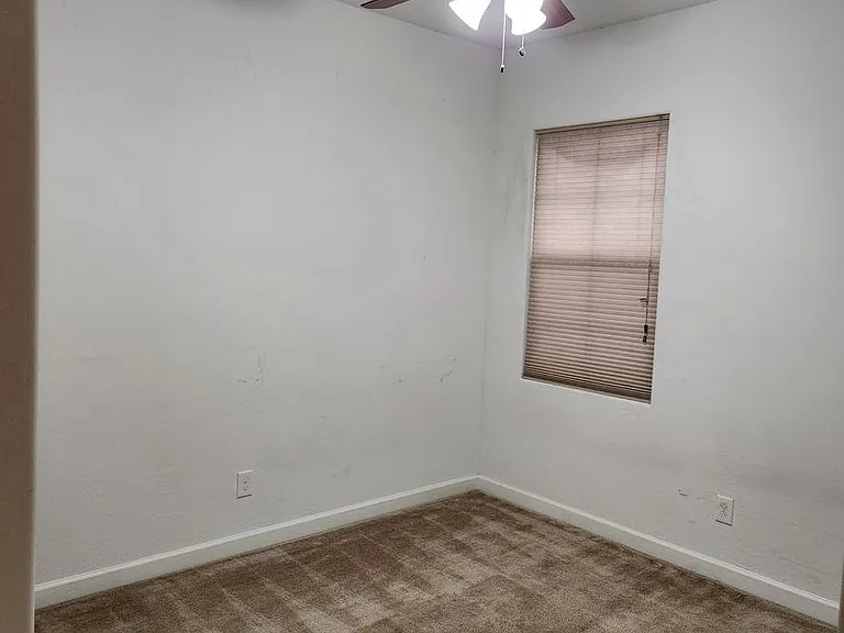 1913 W Grand Canyon Dr — Photo 10