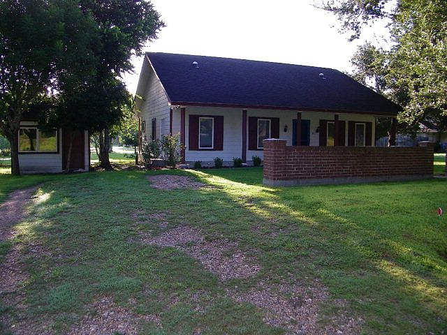 1st image of 617 N San Patricio St