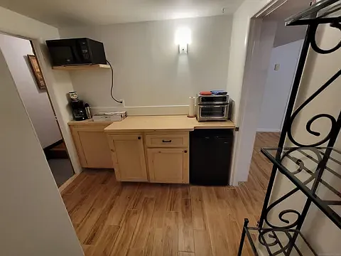 Bonnie Brae Dr — Photo 2