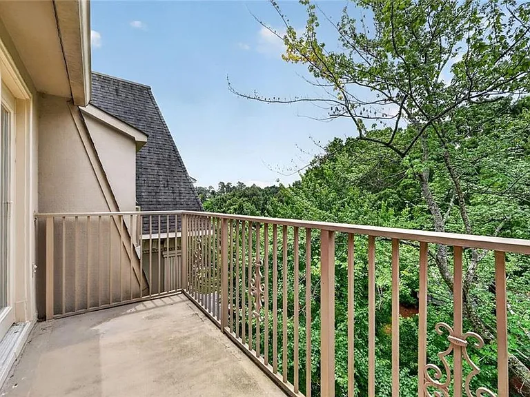 2865 Lenox Rd NE #610 — Photo 6