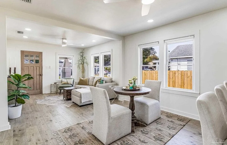 3 bed, 1062 sqft, $2,300 — Photo 3