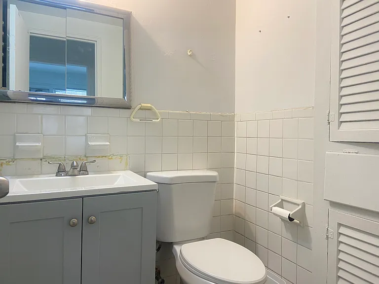 8915 Parsons Blvd #3J — Photo 7