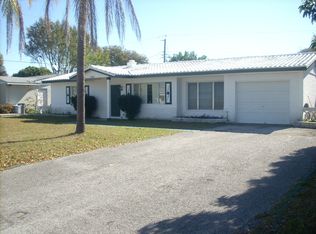 5954 51st Ave N, Kenneth City, FL 33709