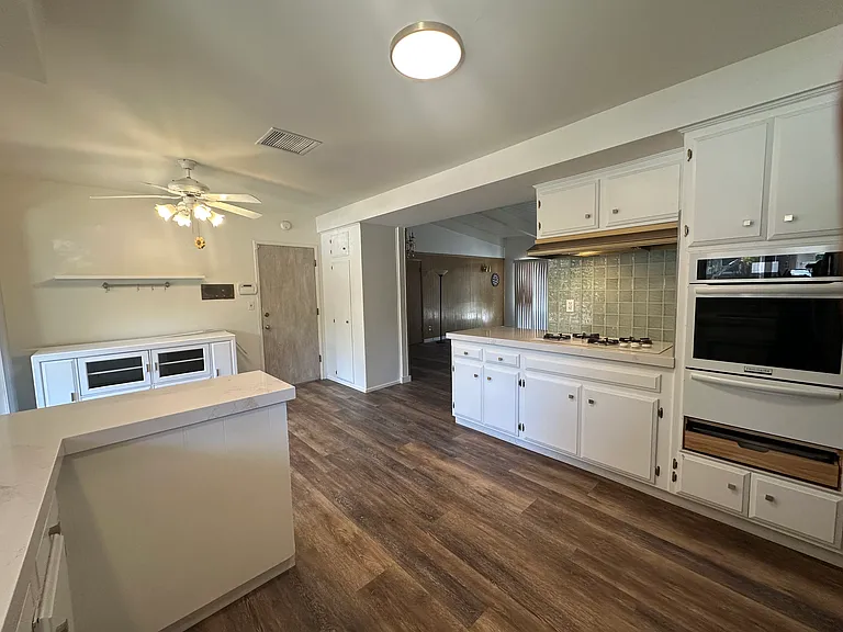 5708 Wilhelmina Ave — Photo 7