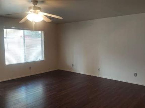 4th image of 16021 N 30th St Unit 103