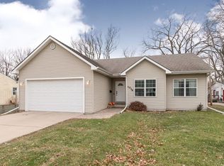 1036 67th St, Windsor Heights, IA 50324