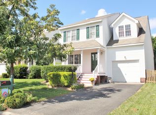 11464 Pinedale Dr, Glen Allen, VA 23059