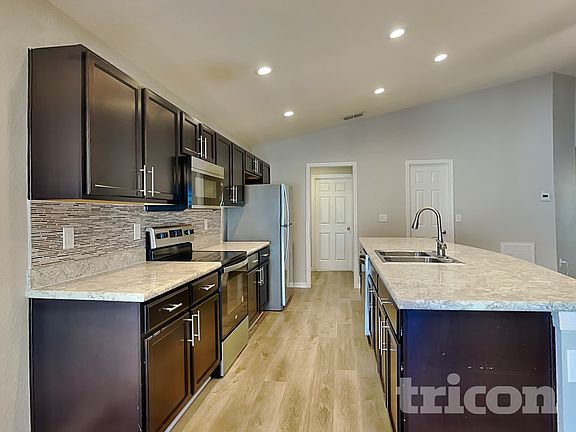 5th image of 8070 Diamond Creek Ln