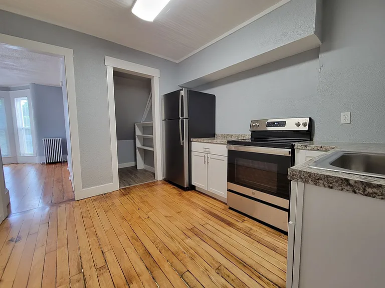 28 Coral St #3 — Photo 3