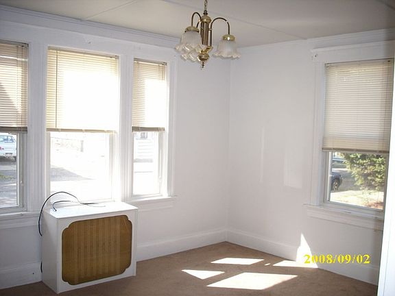 1st flr living room