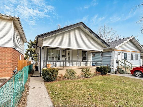2nd image of 336 Josephine Ave #2
