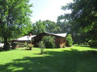 2239 Topsy Rd, Randolph, MS 38864