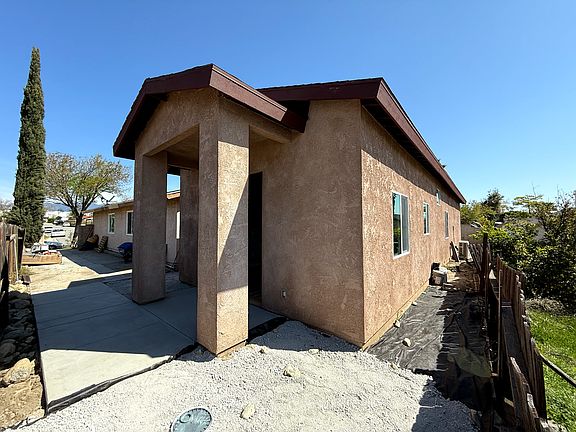 2nd image of 17395-2 Jackson Dr