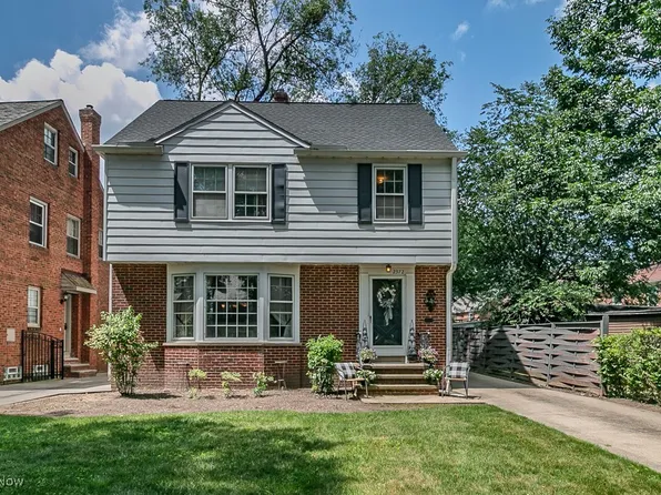 2372 Saybrook Rd, University Heights, OH 44118