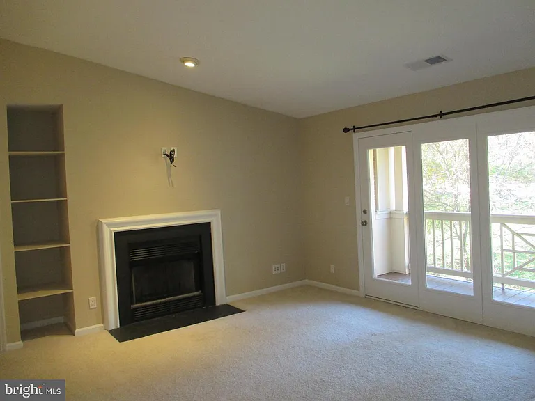 7502 Ashby Ln #K — Photo 8