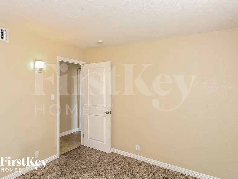 5119 Margo Dr — Photo 11