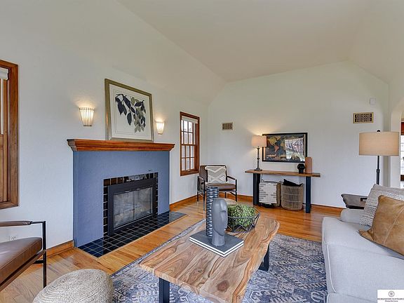 3rd image of 2119 S 61st St