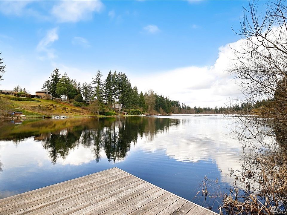 1st image of 33405 E Lake Holm Dr SE