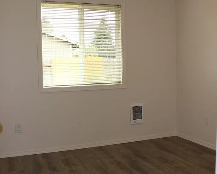 3695 SE Daren Dr — Photo 7