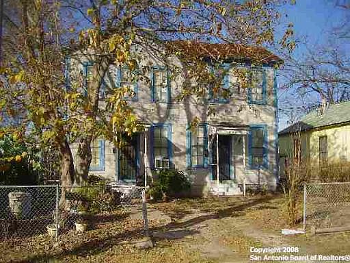 1st image of 125 PASO HONDO ST