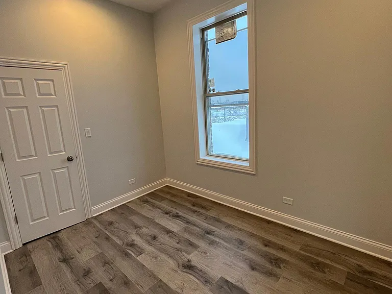 1853 S Western Ave #2F — Photo 4