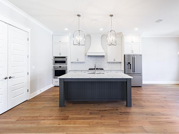 4th image of 180 Caraway Dr
