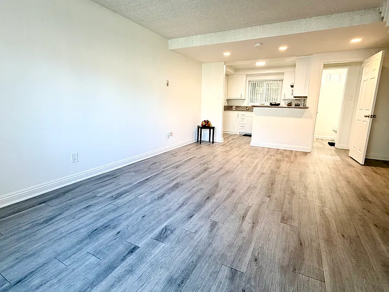 The Cliffs Apartments — Photo 6