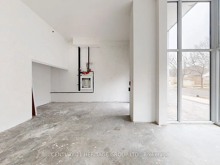 8888 Yonge St #103-L/W — Photo 32