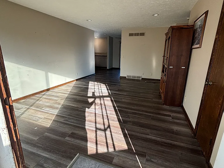2615 Palmer Dr — Photo 4