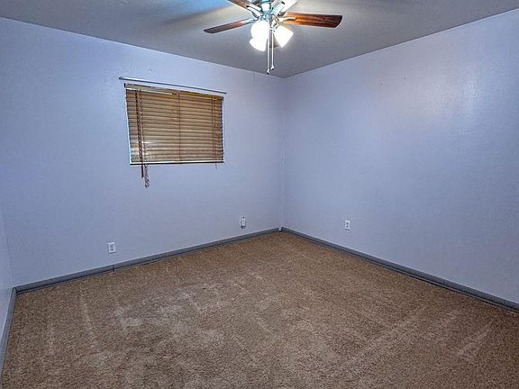 5th image of 1002 Valverde St
