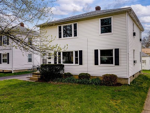 3rd image of 2432 21st St