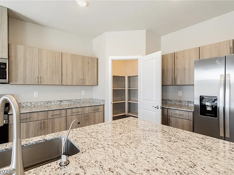 8976 Pacific Mist St — Photo 3