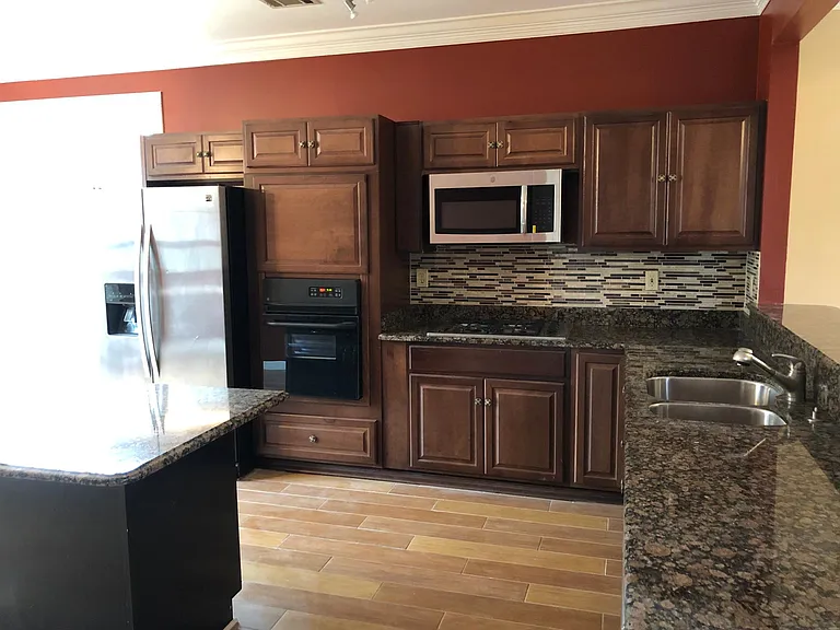 4923 Marlos Dr NE — Photo 23