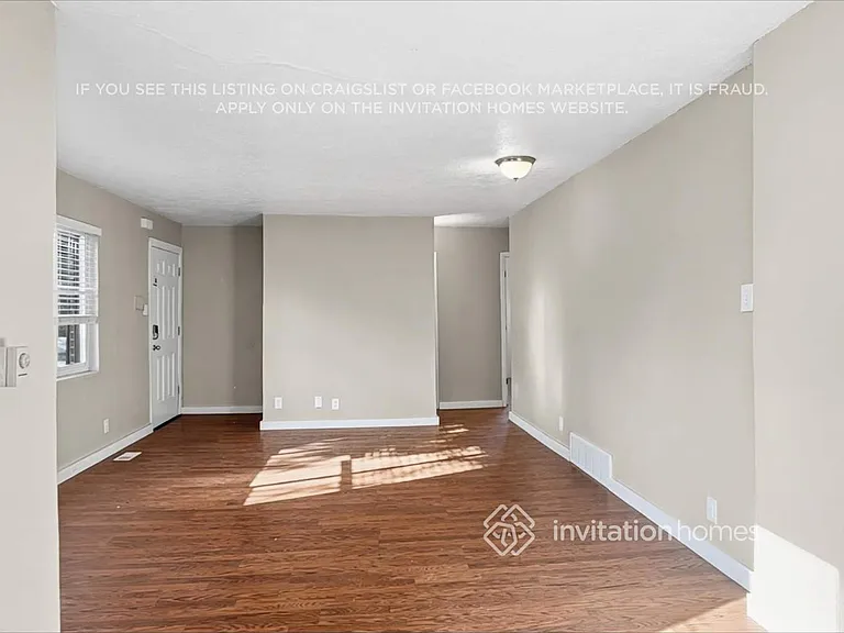 9240 Wigham St — Photo 4