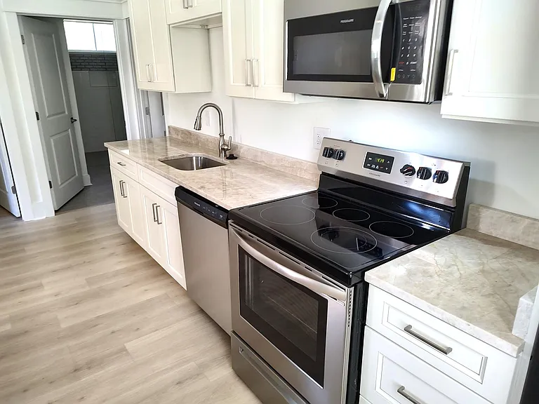 4076 Faulkner Dr #1 — Photo 7