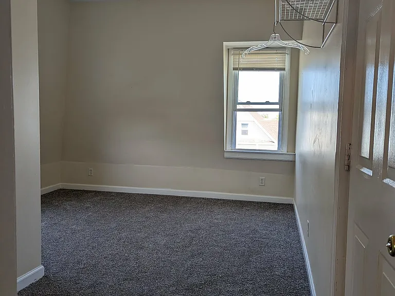822 Main St #10 — Photo 1