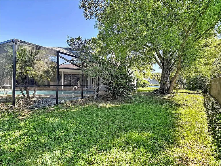 4072 Belmoor Dr — Photo 53