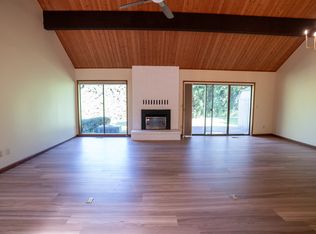 7992 SW Scholls Ferry Rd, Beaverton, OR 97008