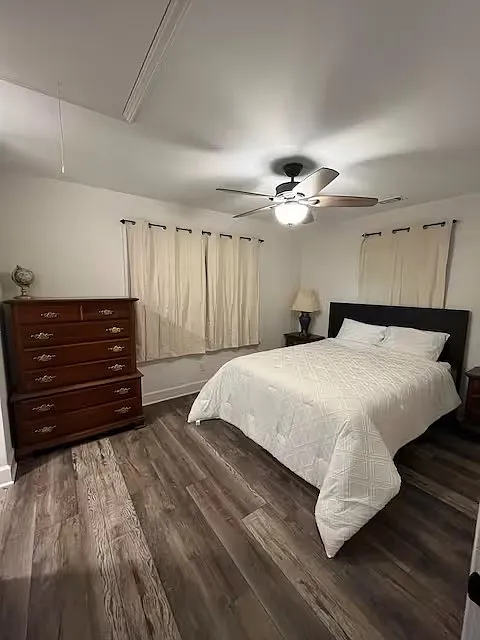 1 bed, 800 sqft, $1,800 — Photo 2