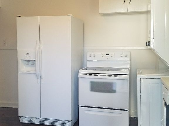 2nd image of 1458 Forest Park Blvd NW