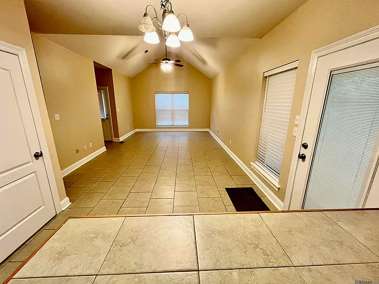 21253 Carson Rd — Photo 3