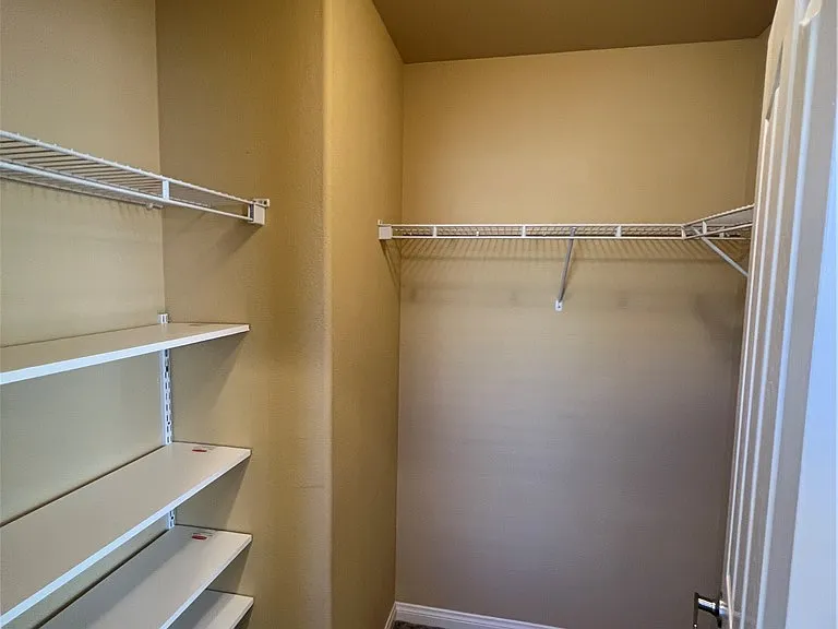 5679 Revere Crossing Ave — Photo 10