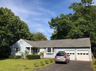 35 Westerlea Ave, Hightstown, NJ 08520