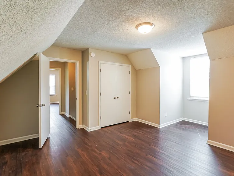 1506 Ashlawn Dr — Photo 14