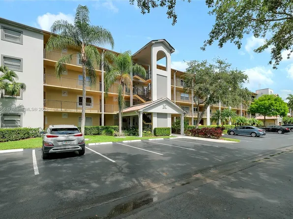 1300 SW 125th Ave APT 108K, Pembroke Pines, FL 33027