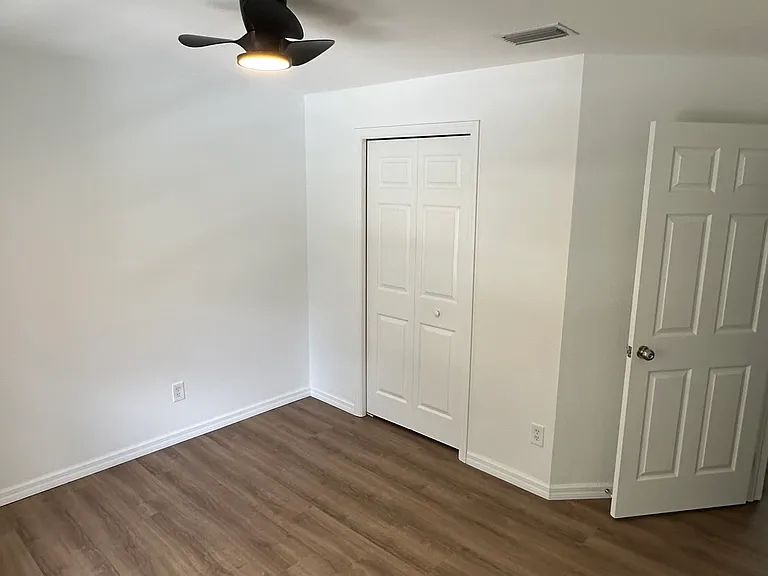 5172 Leeds Rd #5172 — Photo 12