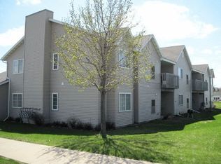 3202 Stonecreek Dr APT 2, Madison, WI 53719