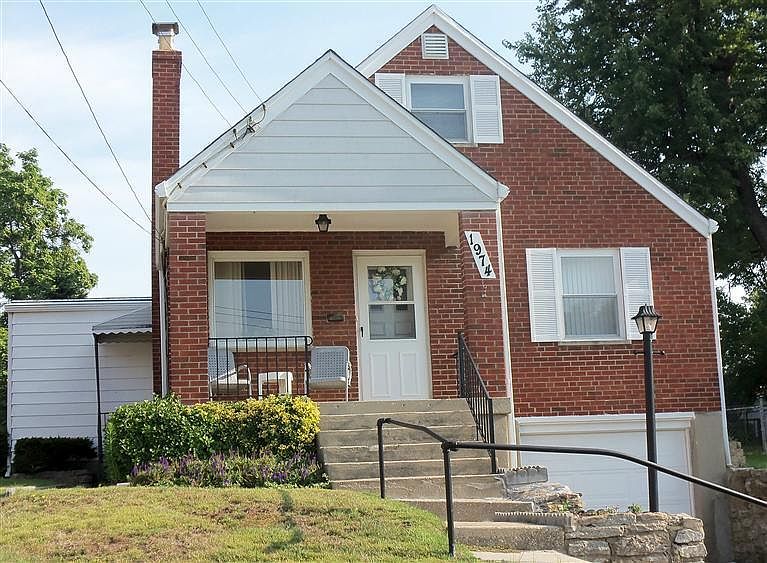 1st image of 1974 N Lynndale Ct